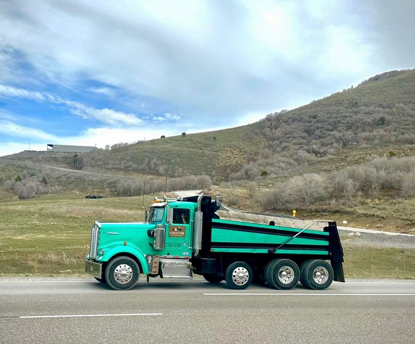 Project Efficient and Reliable Hauling Solutions image